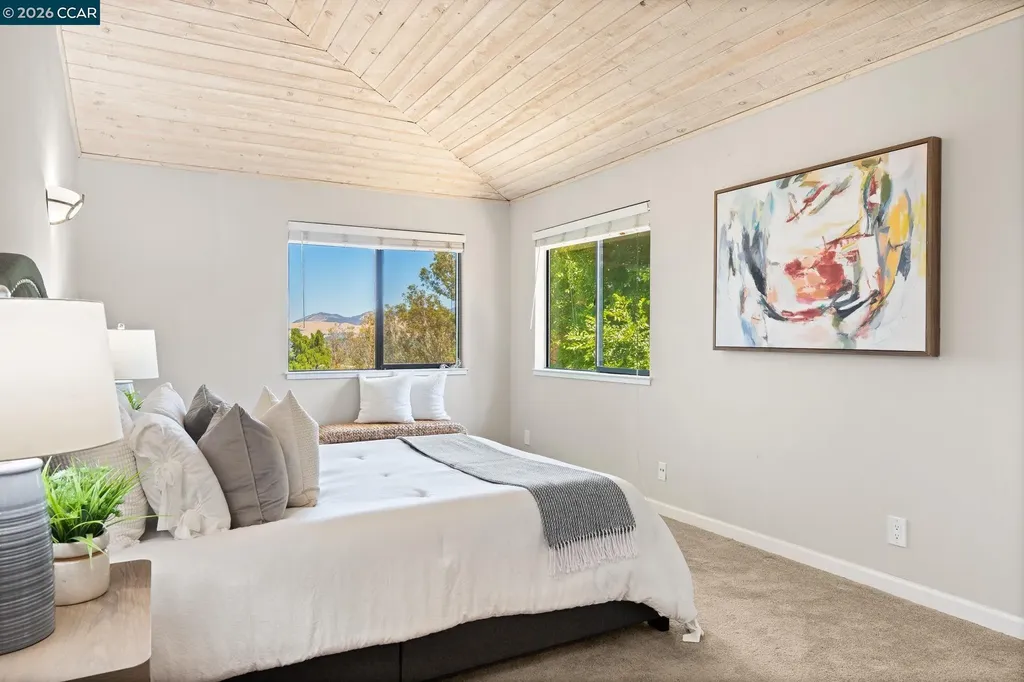 2542 Mockingbird Hill Road Walnut Creek CA 94597