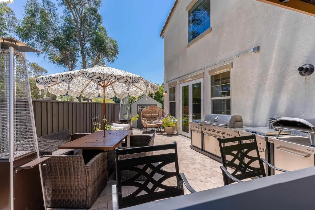 1461 Montclair Street Vallejo CA 94592