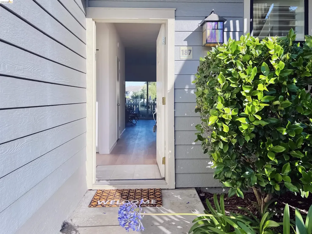 187 Shoreline Court Richmond CA 94804
