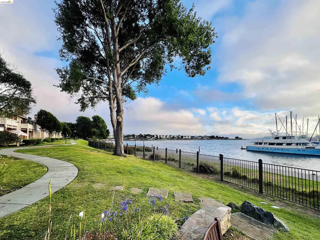 187 Shoreline Court Richmond CA 94804