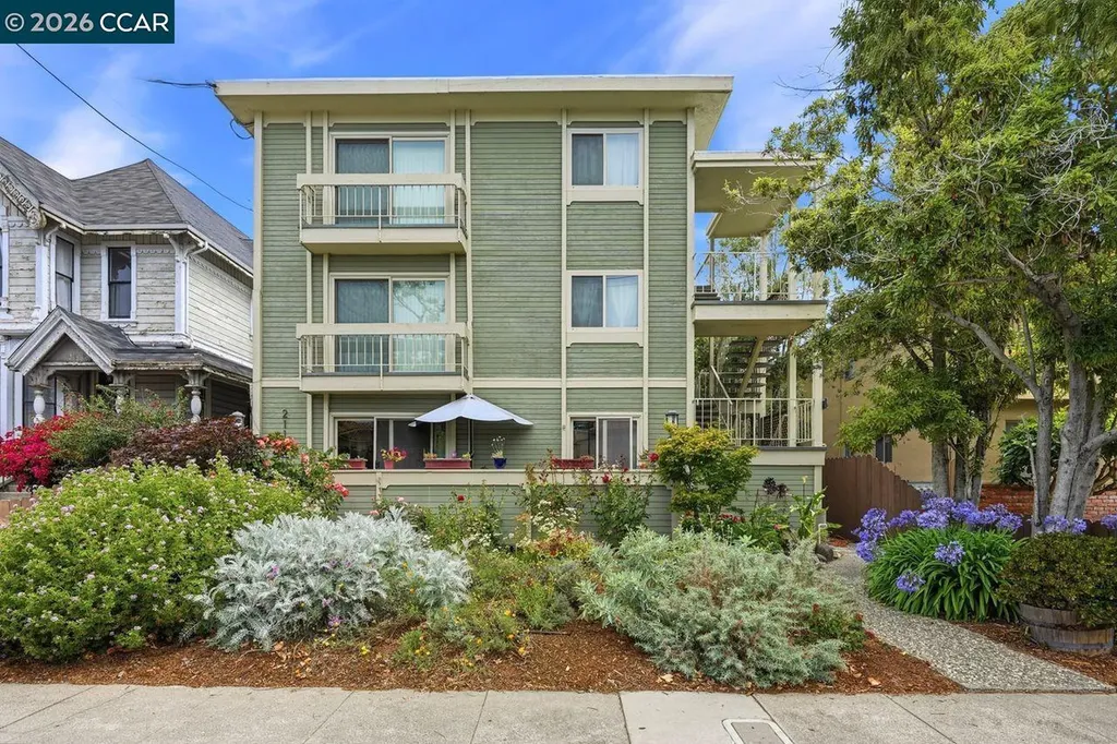 2115 Central Alameda CA 94501