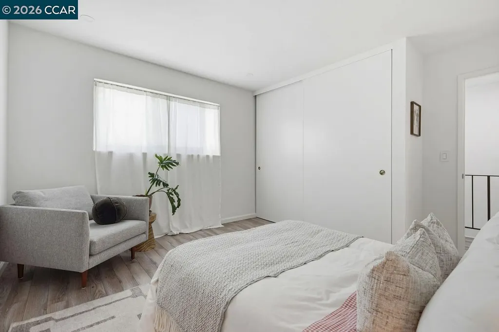 2115 Central Alameda CA 94501