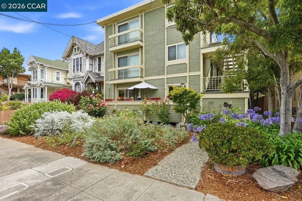 2115 Central Alameda CA 94501