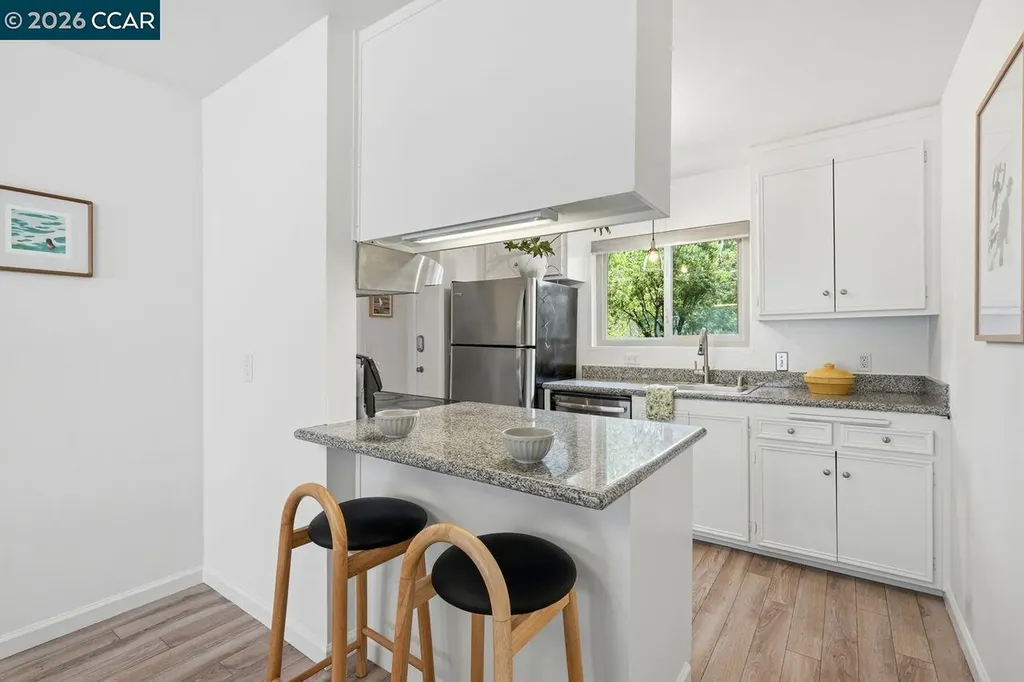 2115 Central Alameda CA 94501