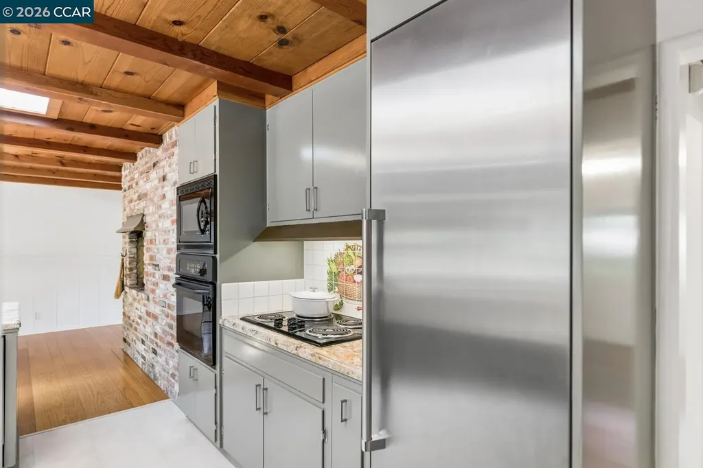 19 Valley Drive Orinda CA 94563