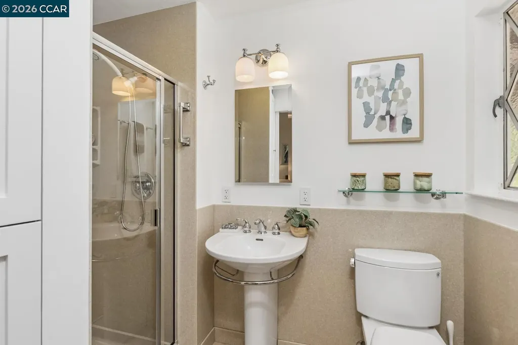 19 Valley Drive Orinda CA 94563