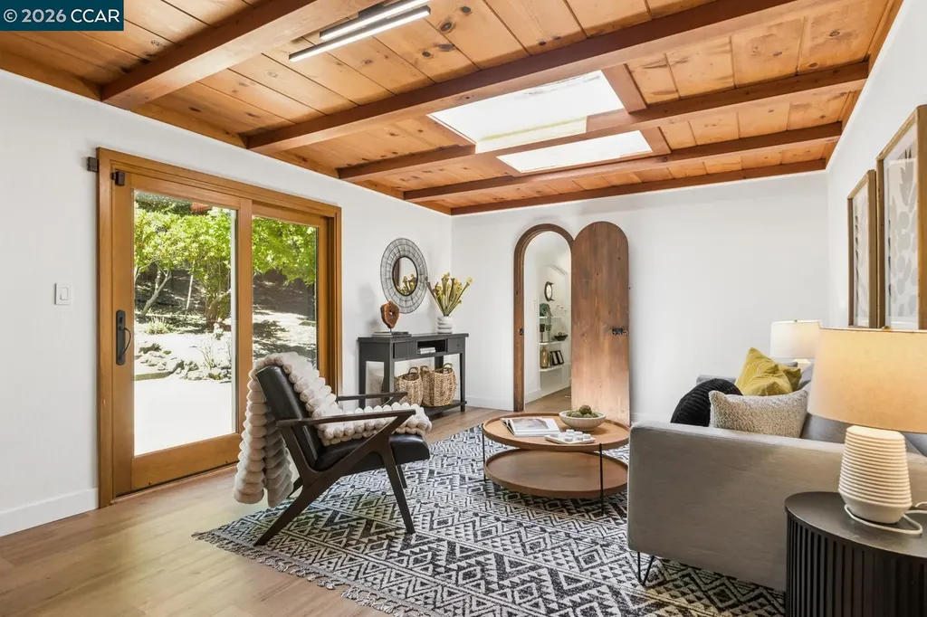 19 Valley Drive Orinda CA 94563