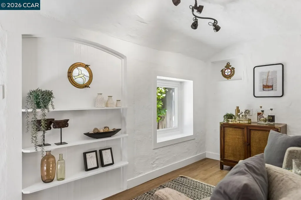 19 Valley Drive Orinda CA 94563