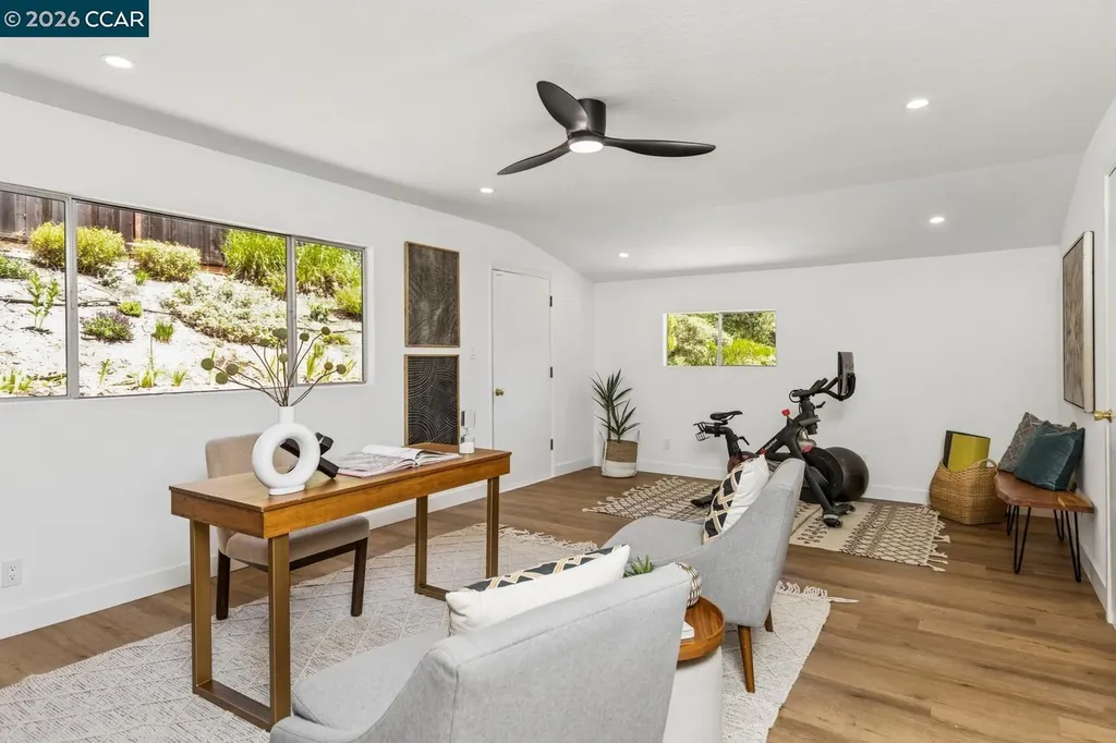 19 Valley Drive Orinda CA 94563
