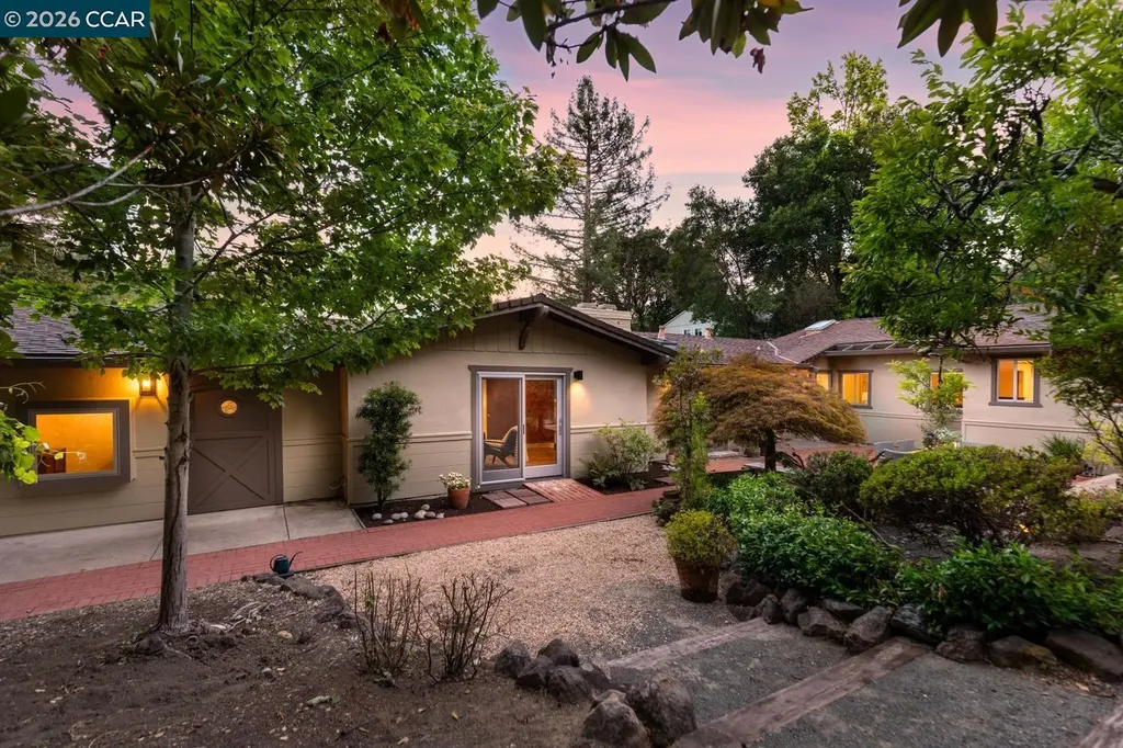 19 Valley Drive Orinda CA 94563