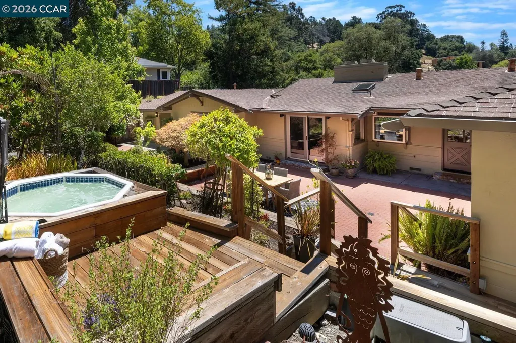 19 Valley Drive Orinda CA 94563