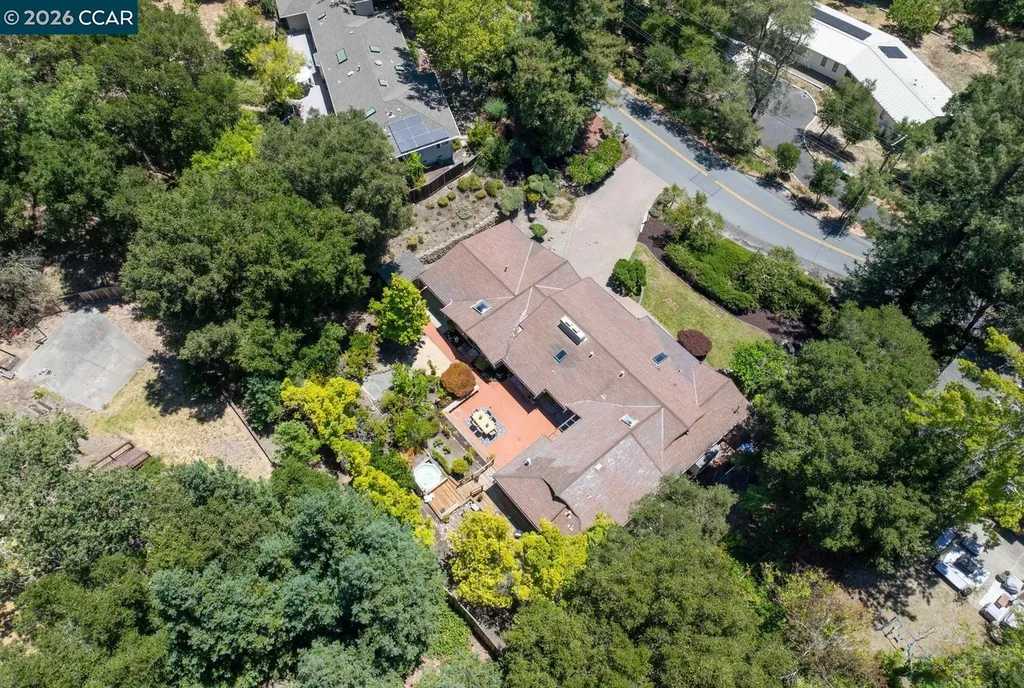 19 Valley Drive Orinda CA 94563
