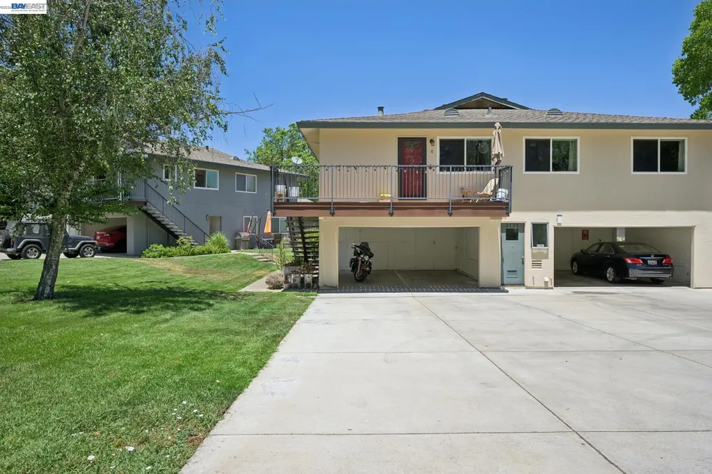 2122 Arroyo Court Pleasanton CA 94588