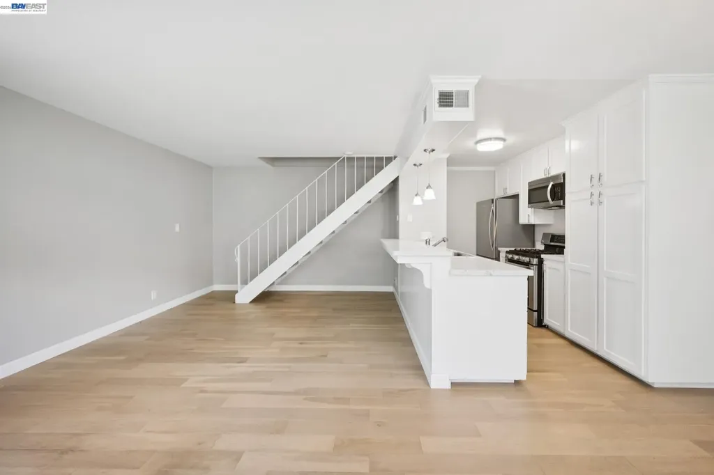 2122 Arroyo Court Pleasanton CA 94588