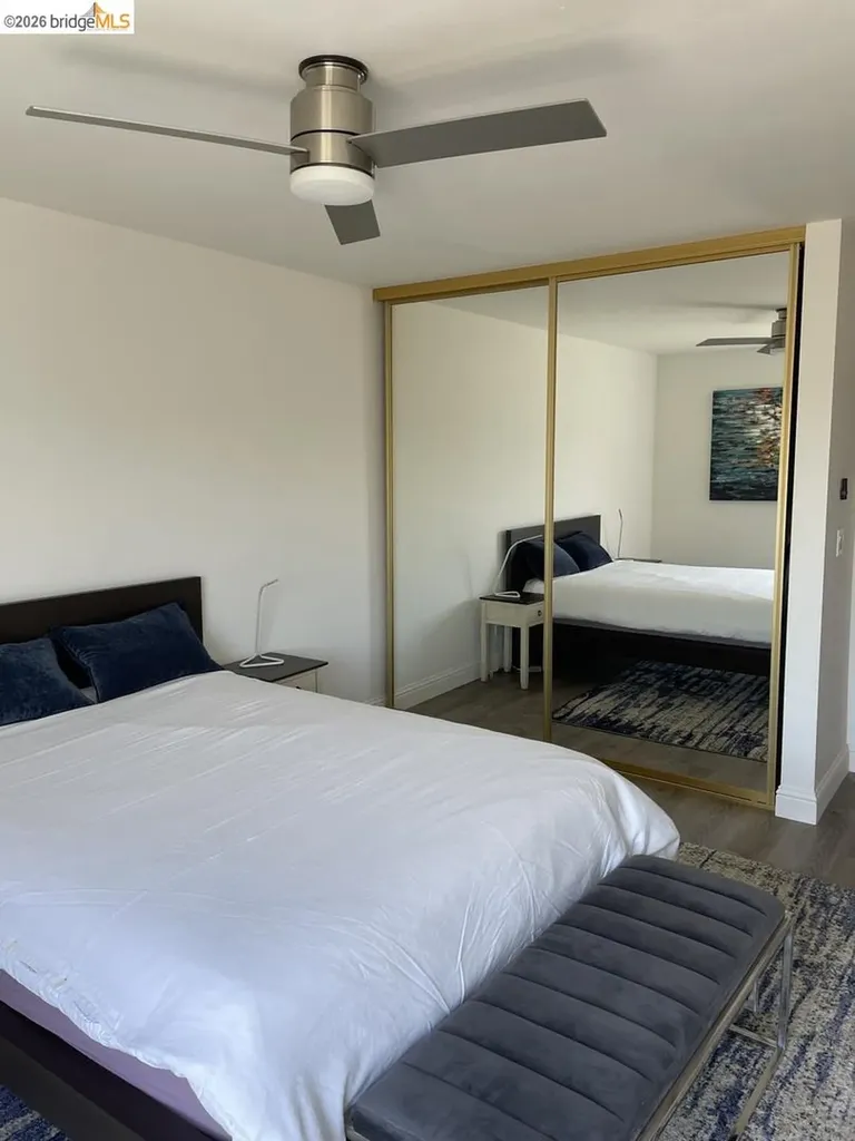 4 Commodore Drive Emeryville CA 94608