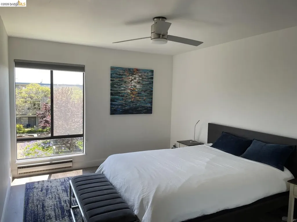 4 Commodore Drive Emeryville CA 94608