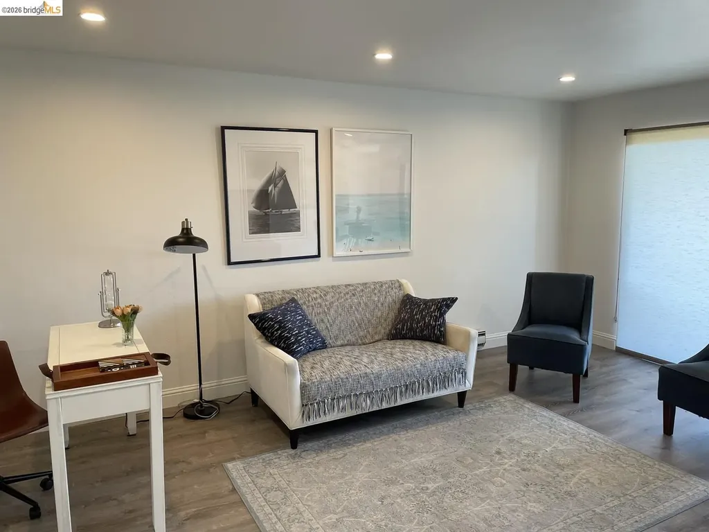 4 Commodore Drive Emeryville CA 94608