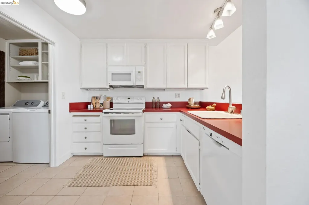 201 Vista Heights Road El Cerrito CA 94530