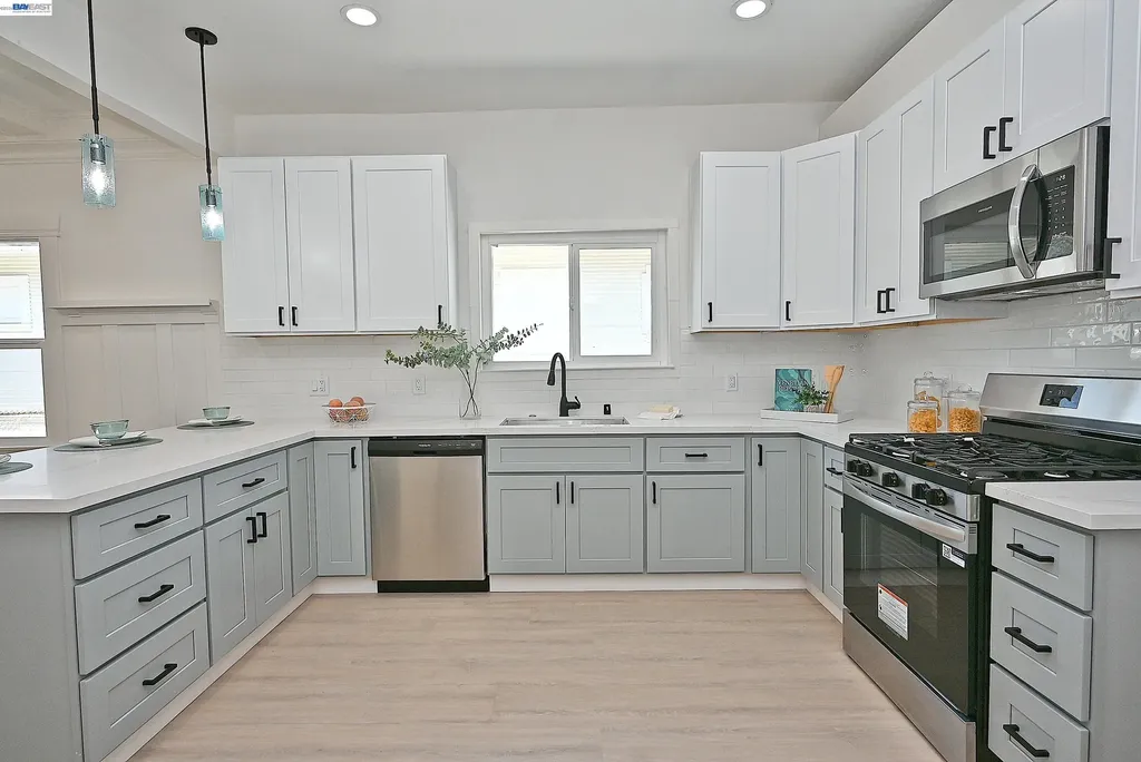 3914 Agua Vista Street Oakland CA 94601