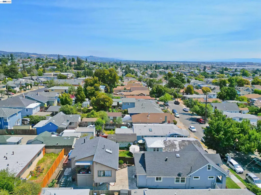 3914 Agua Vista Street Oakland CA 94601