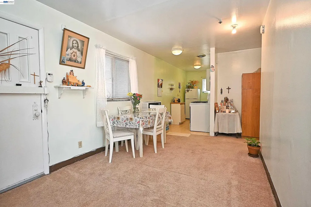 3914 Agua Vista Street Oakland CA 94601