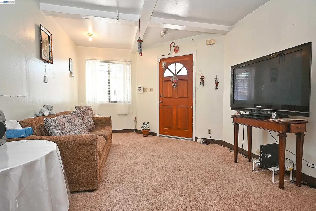 3914 Agua Vista Street Oakland CA 94601