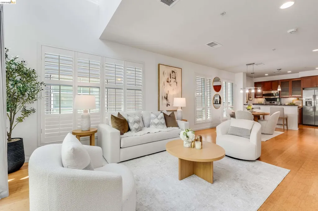 6466 Hollis Street Emeryville CA 94608
