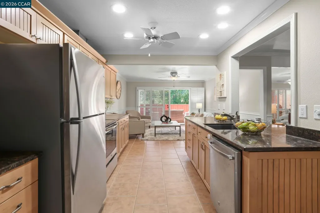 1304 Corte De Los Vecinos Walnut Creek CA 94598