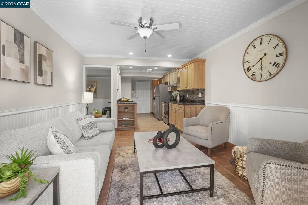 1304 Corte De Los Vecinos Walnut Creek CA 94598