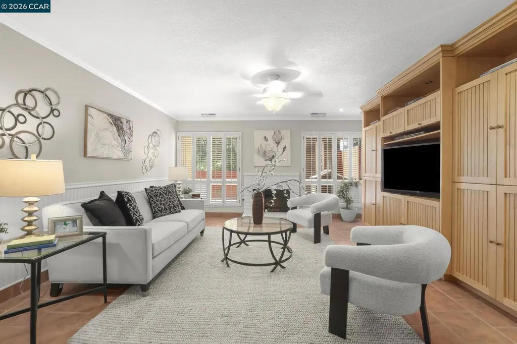 1304 Corte De Los Vecinos Walnut Creek CA 94598