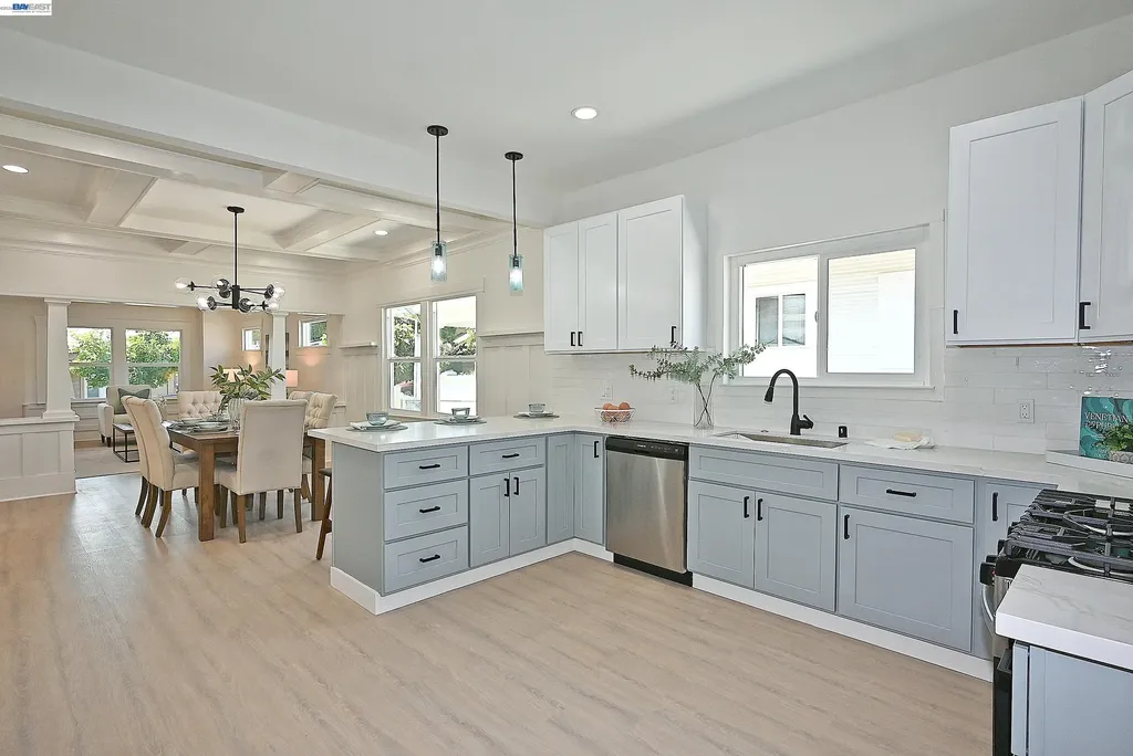 3914 Agua Vista Street Oakland CA 94601