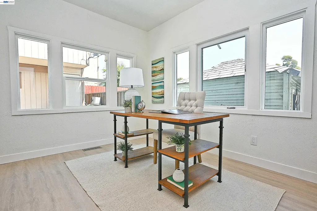 3914 Agua Vista Street Oakland CA 94601