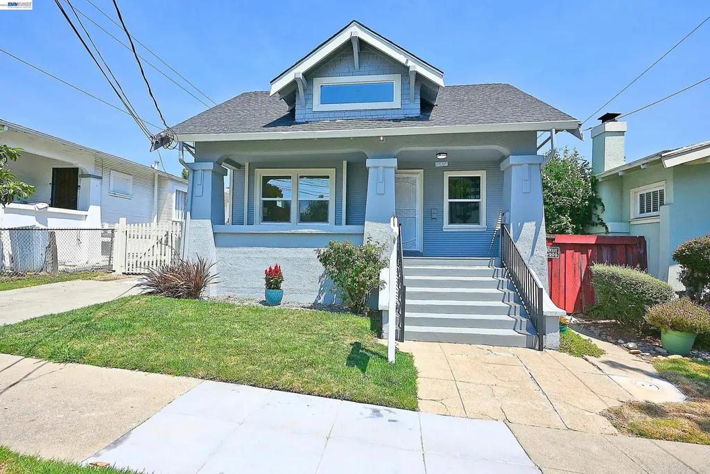 3914 Agua Vista Street Oakland CA 94601