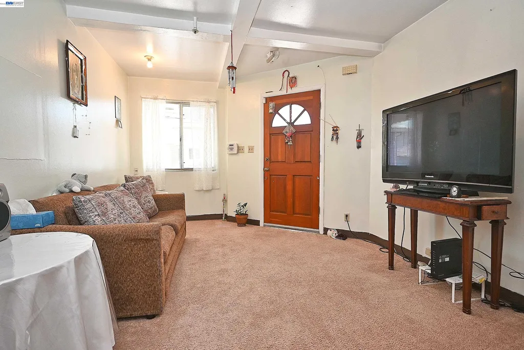3914 Agua Vista Street Oakland CA 94601
