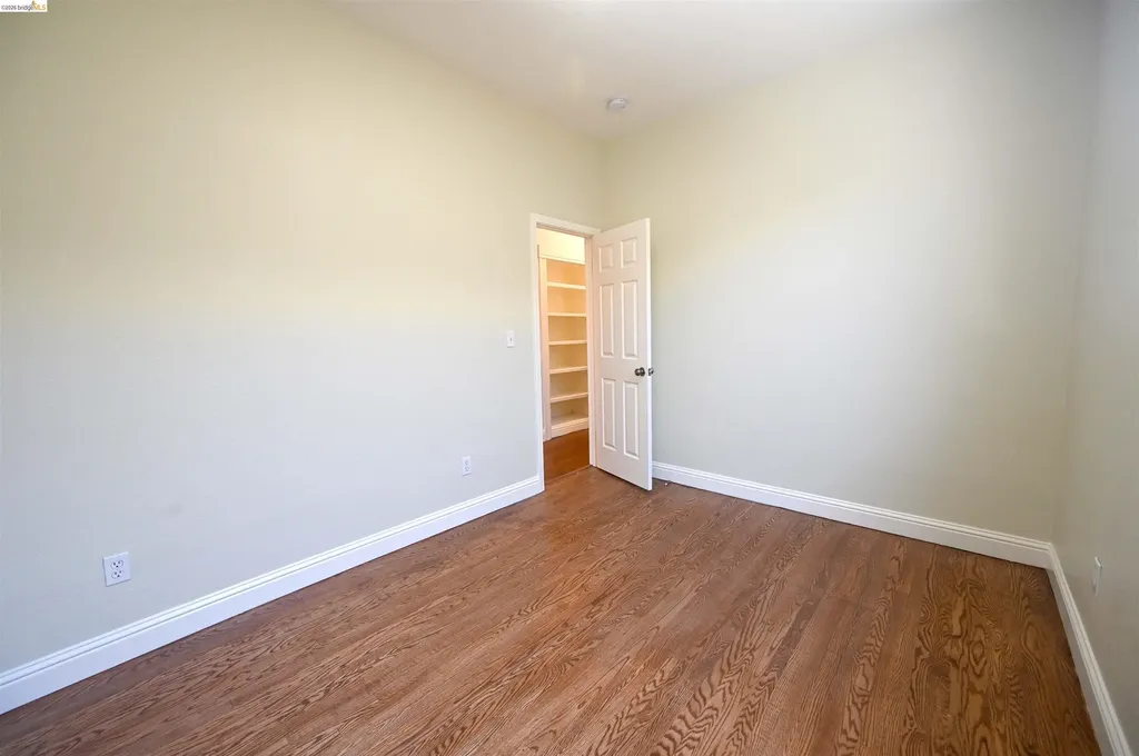 685 37th Street Oakland CA 94609