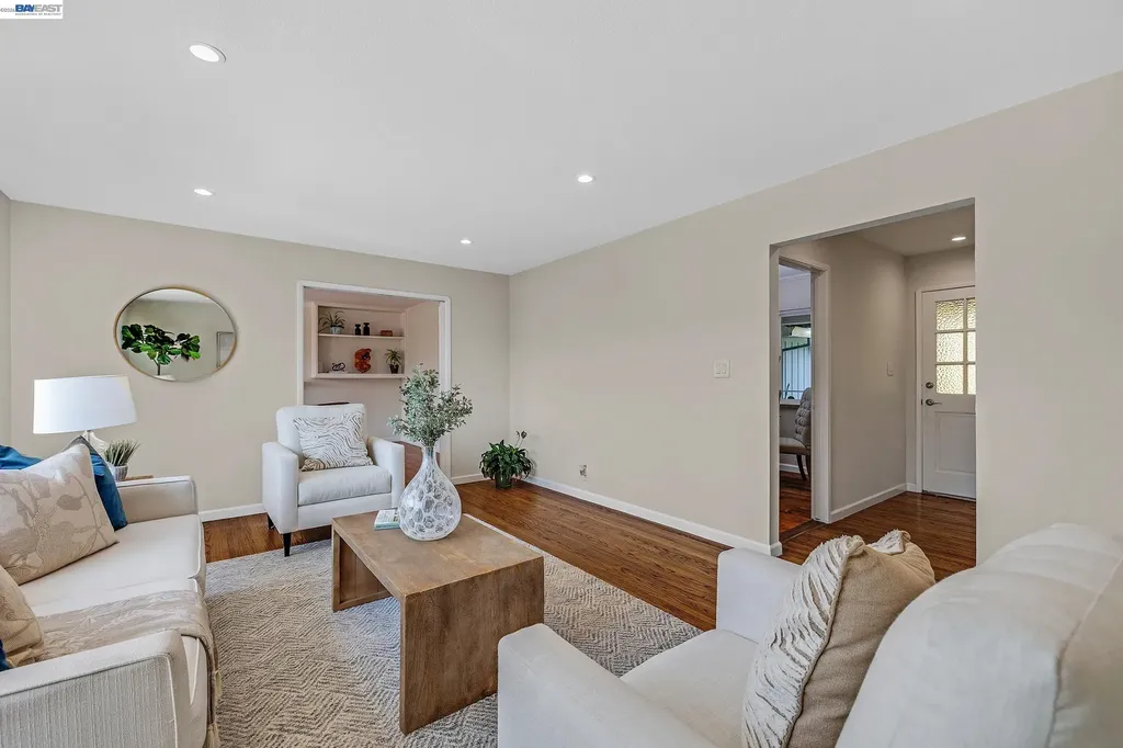 5266 Troy Avenue Fremont CA 94536