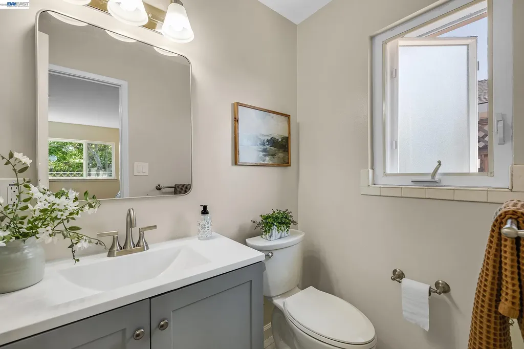 5266 Troy Avenue Fremont CA 94536