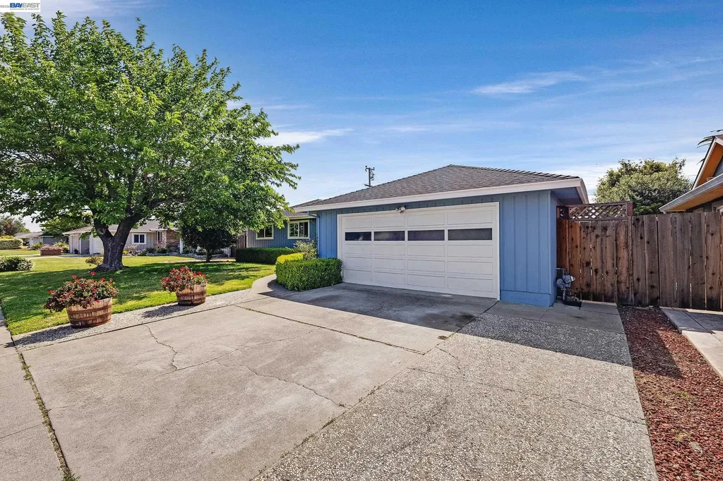 5266 Troy Avenue Fremont CA 94536