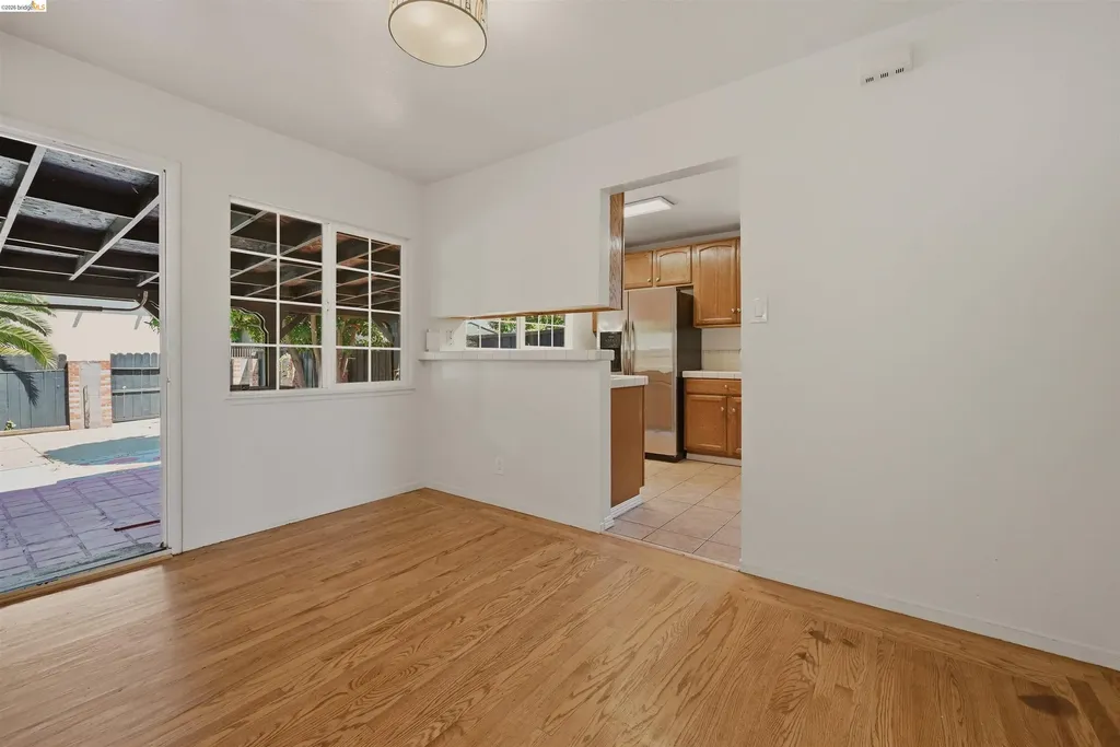 963 Devon Drive Hayward CA 94542