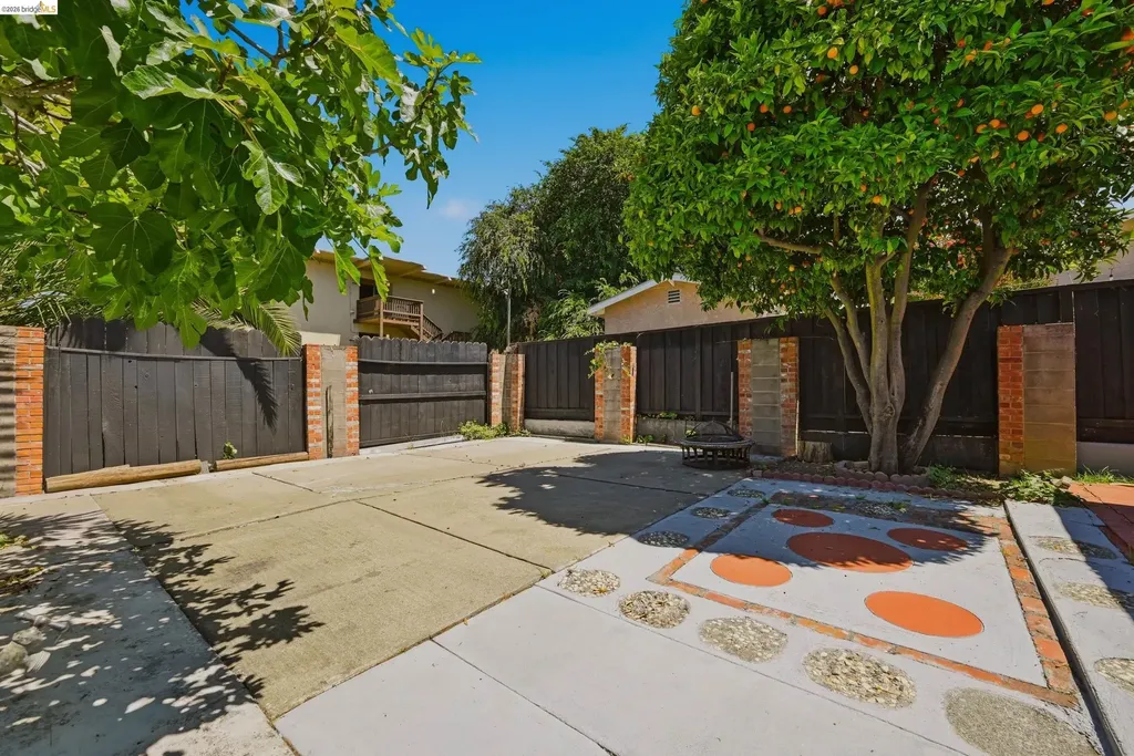 963 Devon Drive Hayward CA 94542