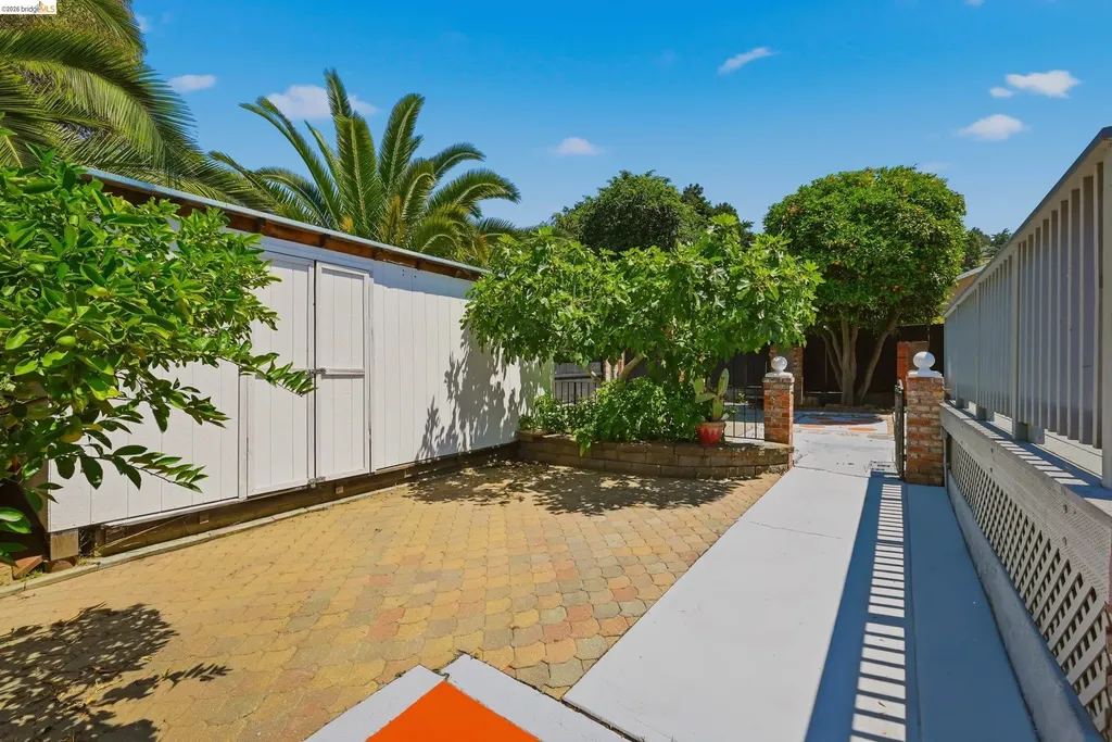 963 Devon Drive Hayward CA 94542