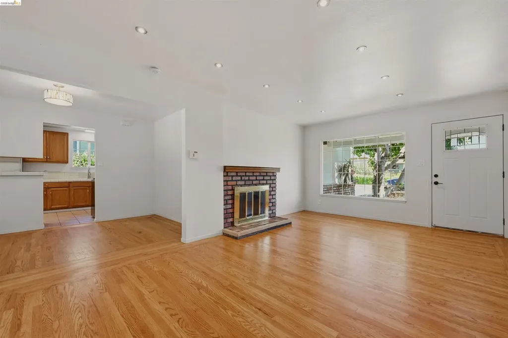 963 Devon Drive Hayward CA 94542