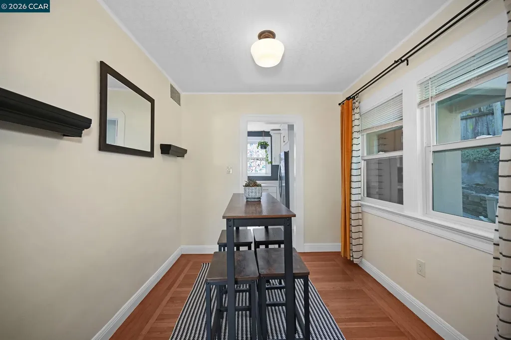 425 Bay Street Crockett CA 94525