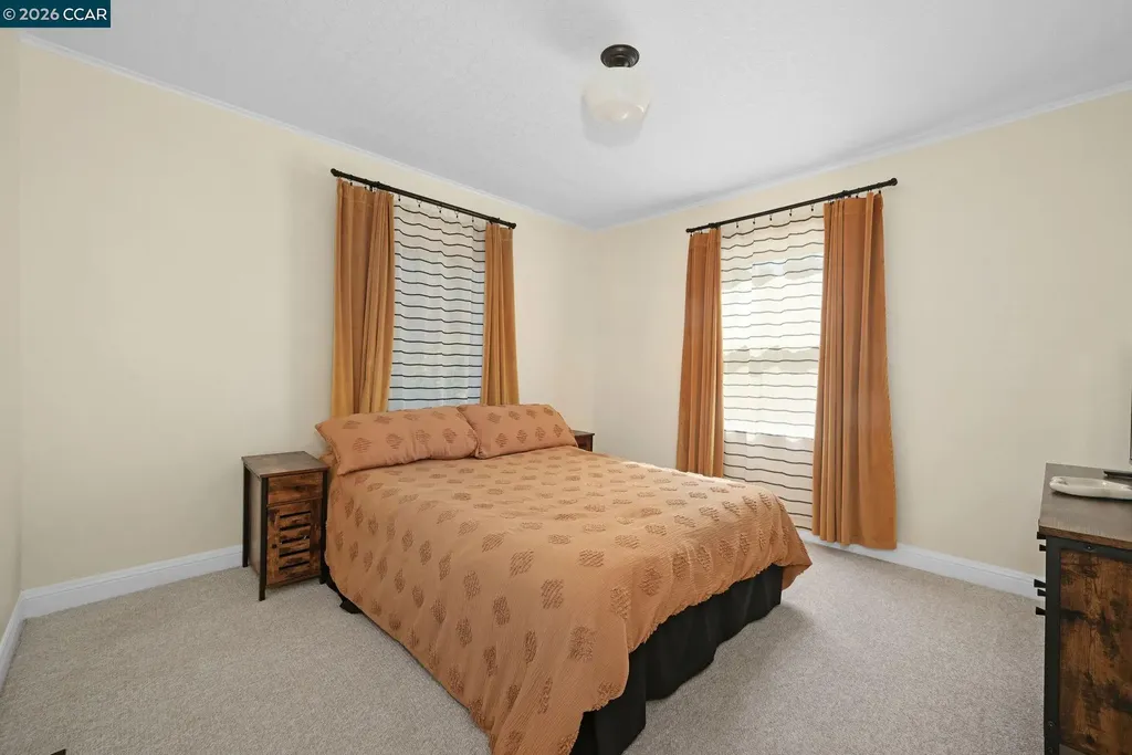 425 Bay Street Crockett CA 94525