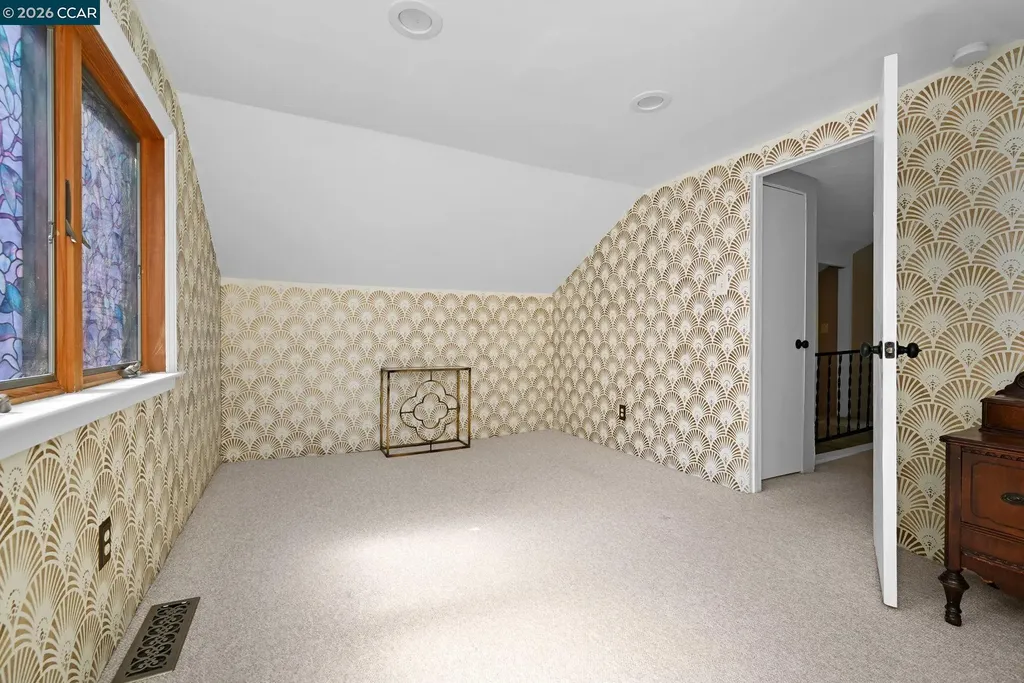 425 Bay Street Crockett CA 94525