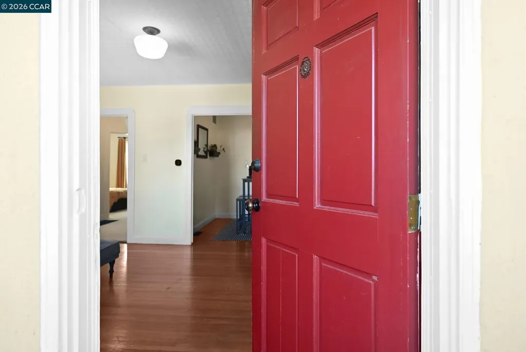 425 Bay Street Crockett CA 94525