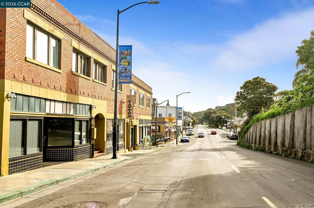 425 Bay Street Crockett CA 94525