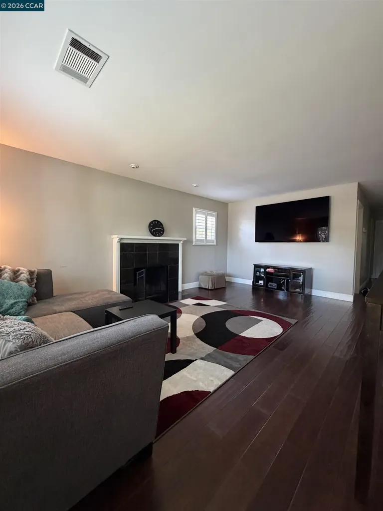 930 Sassel Avenue Concord CA 94518