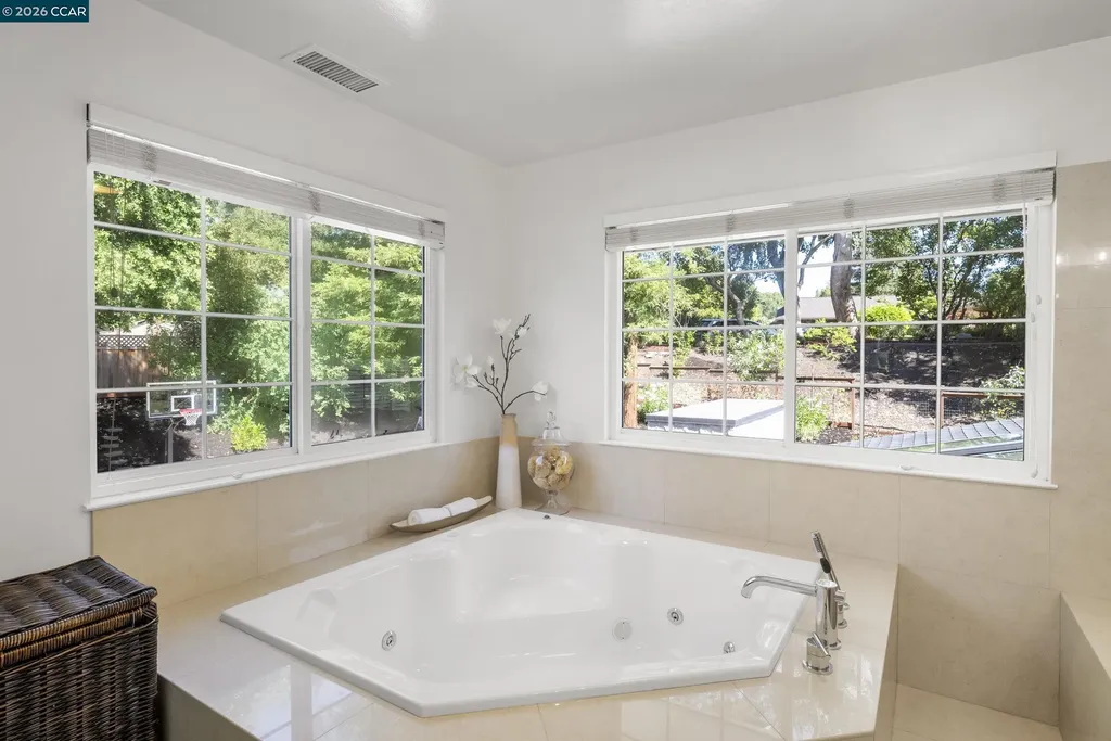 34 Mott Drive Alamo CA 94507