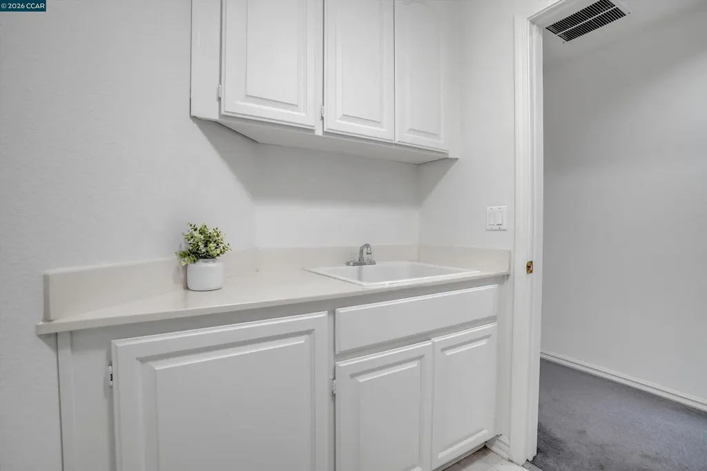 1932 Medicine Mountain Court Antioch CA 94531